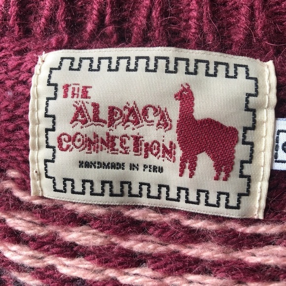 Women's Burgundy Patterned Cardigan - Picture 10 of 11